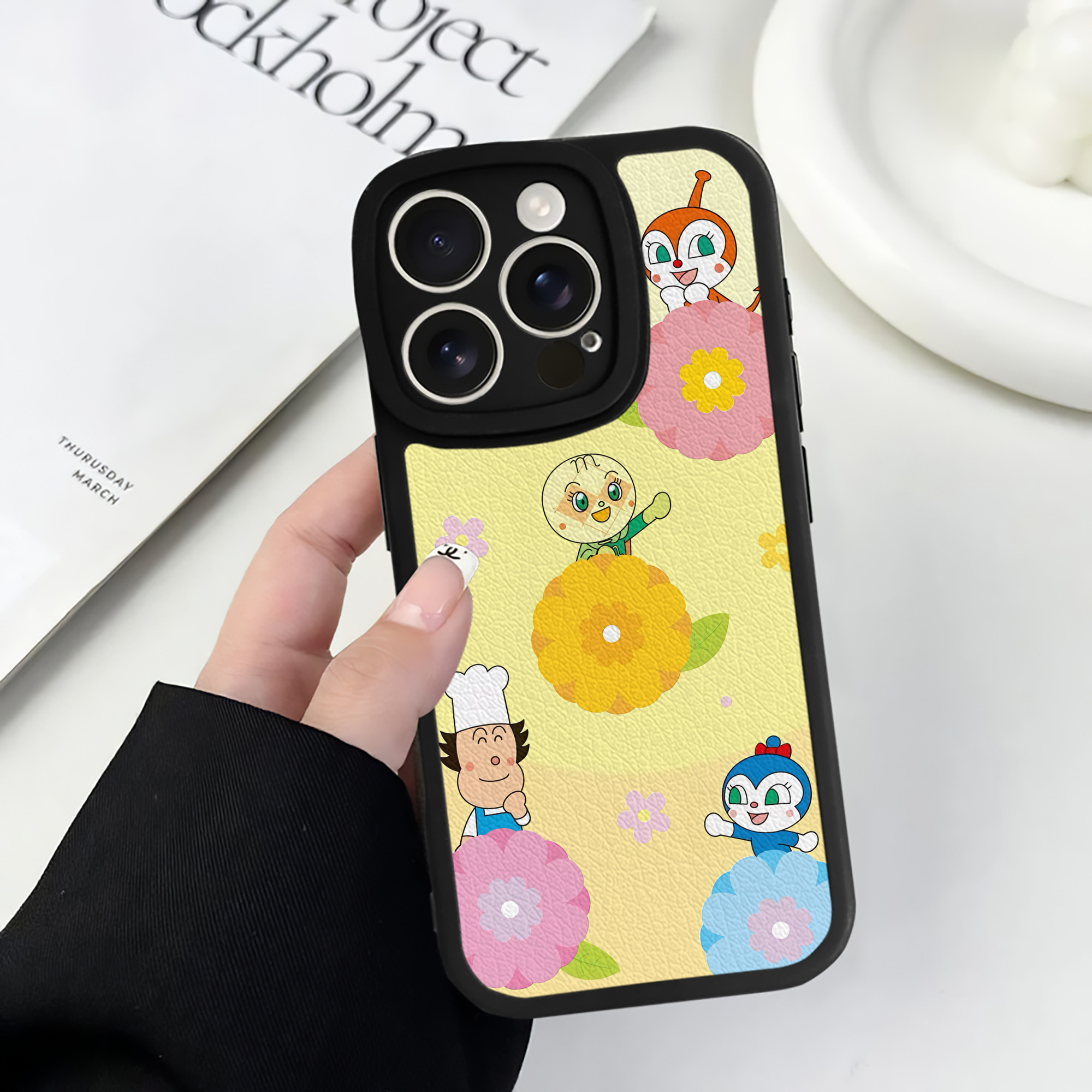 （画像用） アンパンマン Anpanman 【iPhone 16シリーズ対応】シリコンスマホケース（レザー調） 材質：シリコン